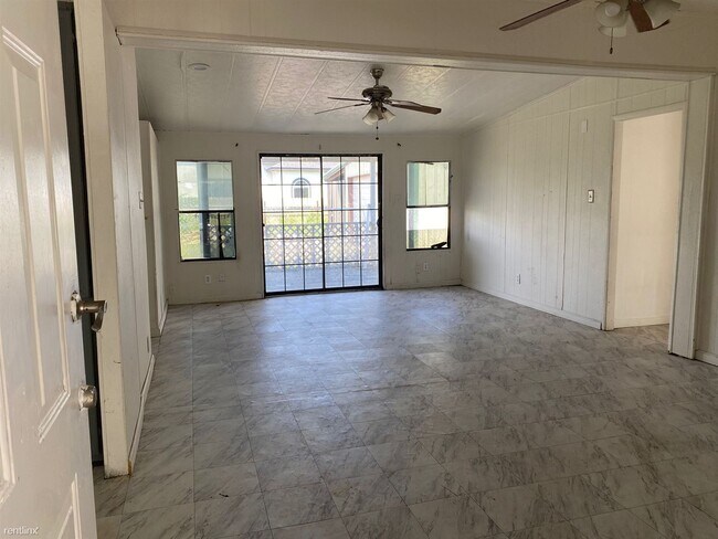 Building Photo - 3 br, 2 bath House - 3205 Barbara Ln