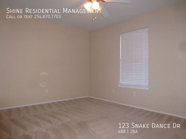 Building Photo - 123 Snake Dance Dr