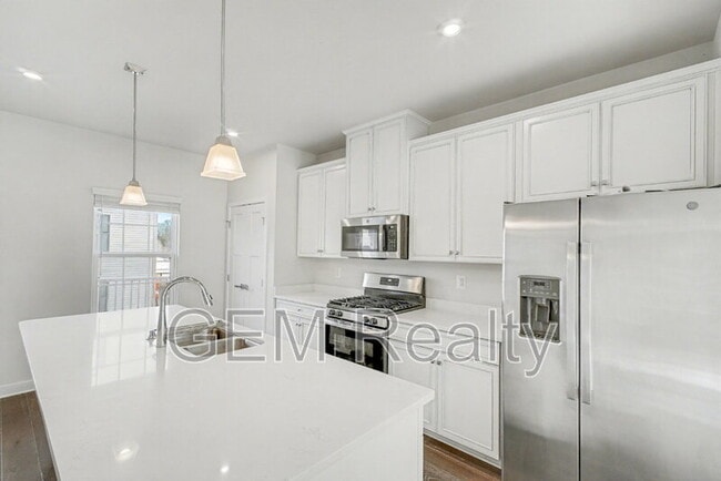 Building Photo - 1101 Rampart Dr