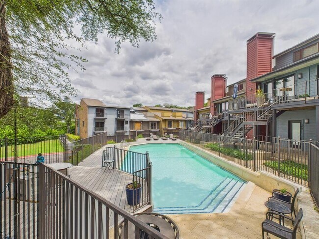 Building Photo - 1501 Barton Springs Rd