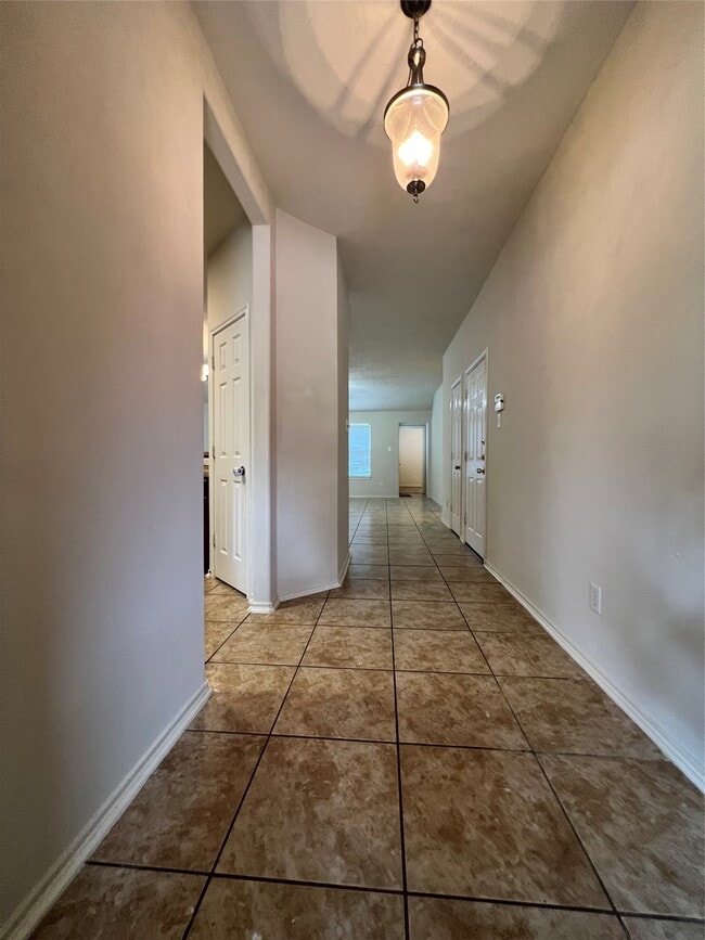 Building Photo - 21810 Dimmett Way