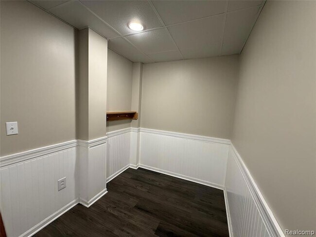 Building Photo - 23170 Inverness Ct