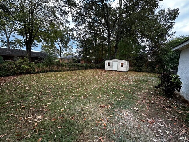 Building Photo - 76 S Haardt Dr