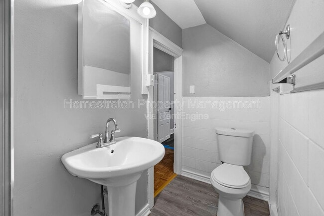 Building Photo - 2420 Shirley Ave