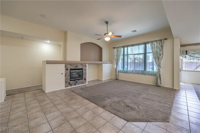Building Photo - 10504 Narra Pl