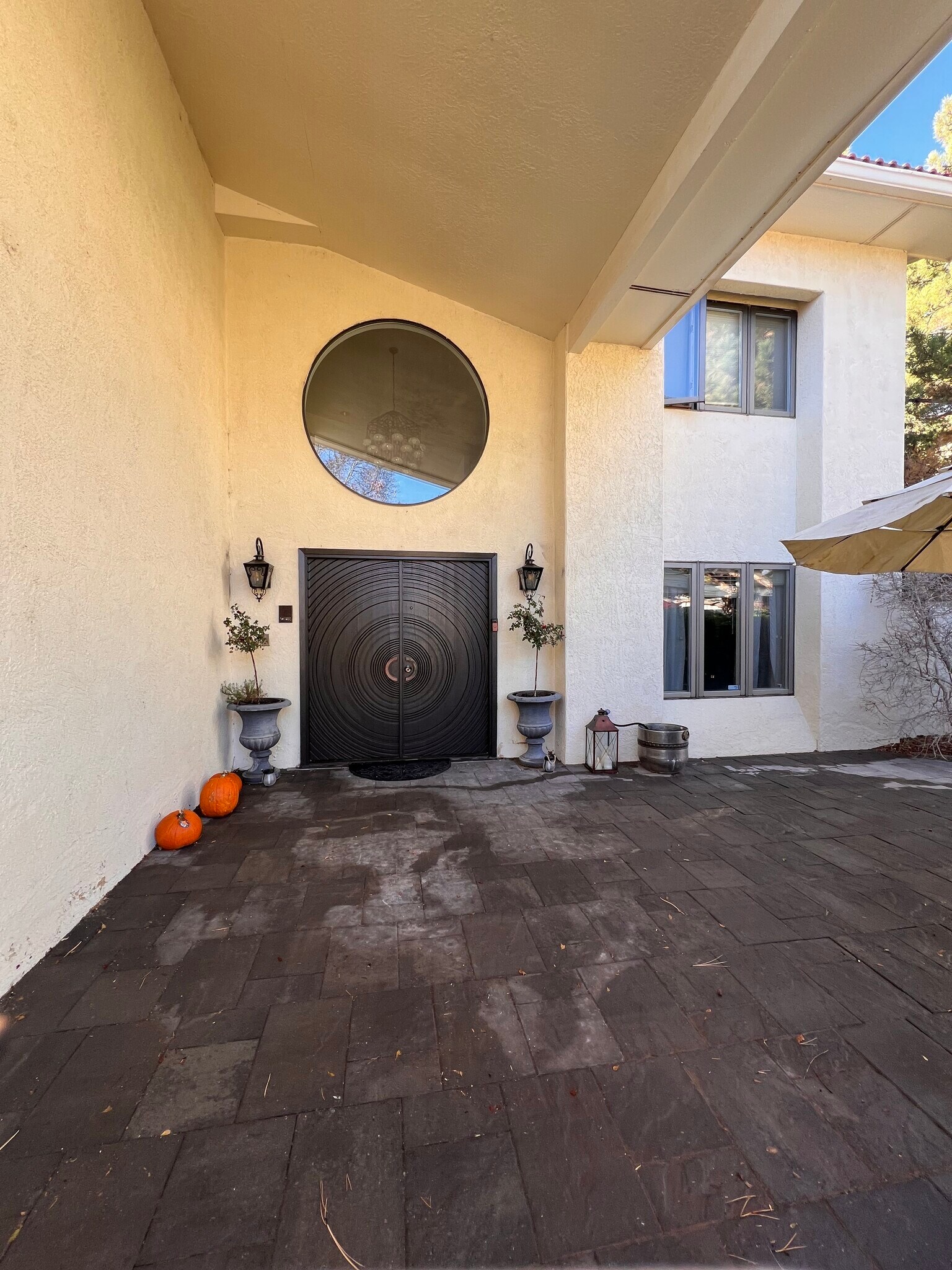 Building Photo - 9705 Pebble Beach Dr NE