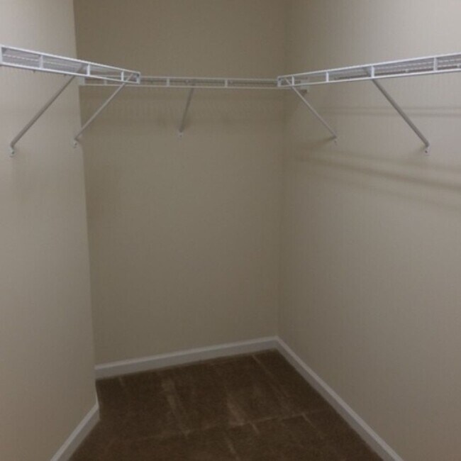 Building Photo - 111 Tuftin Dr