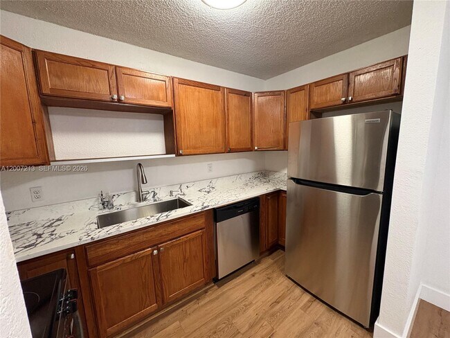 Building Photo - 3251 NW 102nd Terrace