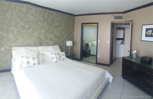 Building Photo - 7330 Ocean Terrace