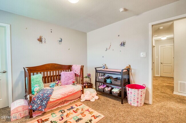 Building Photo - 14553 Sunny Land Ave