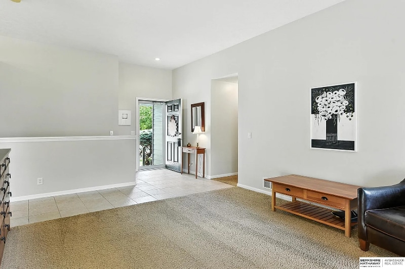 Building Photo - 16125 Timberlane Dr