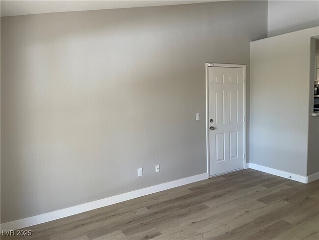 Building Photo - 2300 E Silverado Ranch Blvd