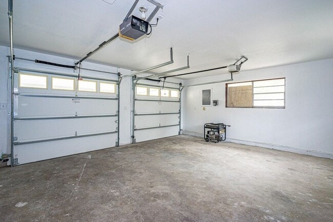 Garage - 722 Revere Ave