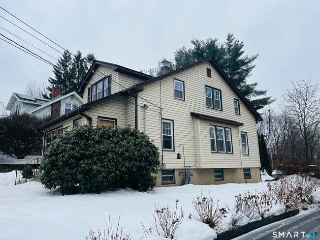 Building Photo - 23 Konstin Pl