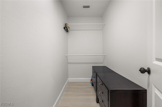 Building Photo - 17780 Caloosa Rd