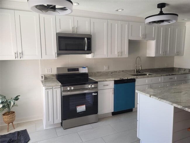 Building Photo - 555 Boca Ciega Point Blvd S