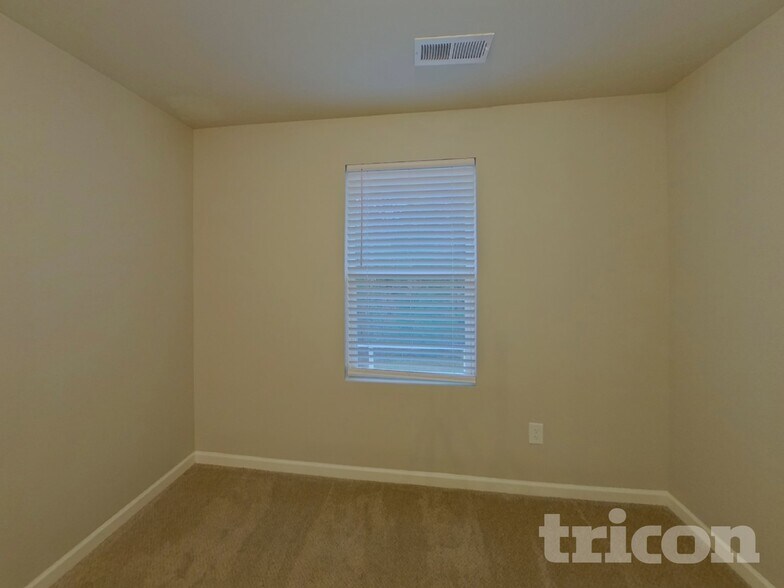 Building Photo - 437 Brookfield Dr