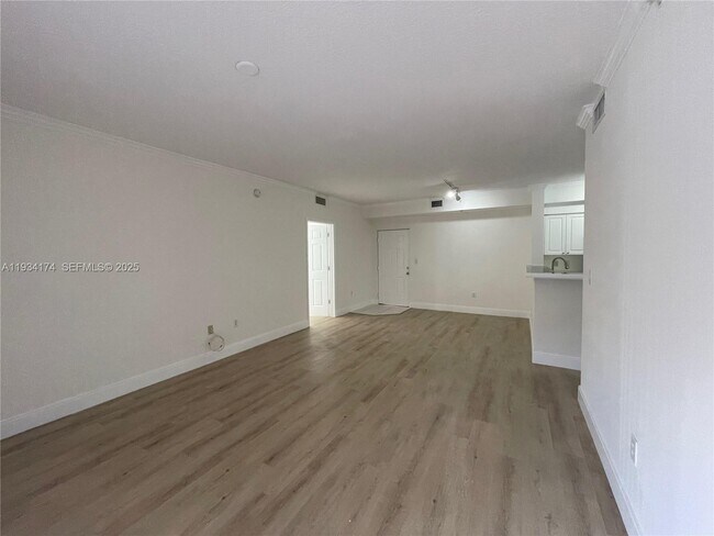 Building Photo - 6851 SW 44th St