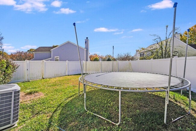 Building Photo - Your Haven Awaits in Havenbrook – Modern 4...