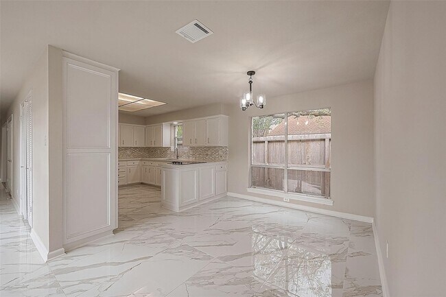 Building Photo - 10811 Villa Lea Ln