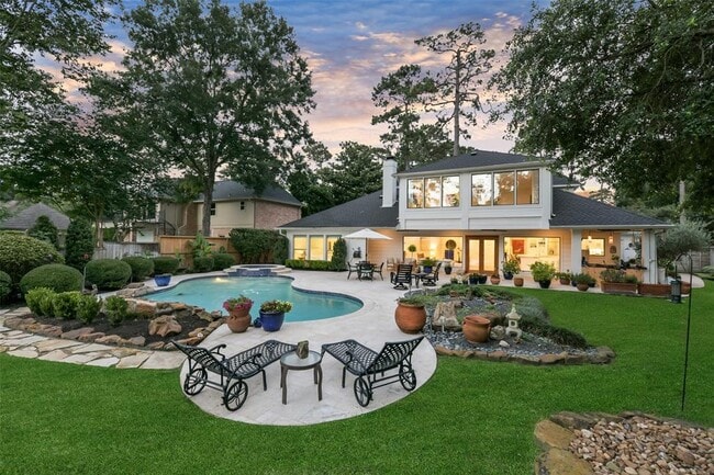 Building Photo - 2323 Pine Bend Dr