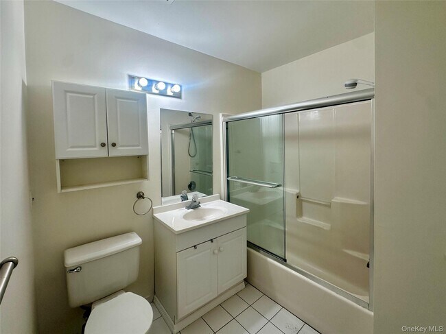 Building Photo - 82 High St