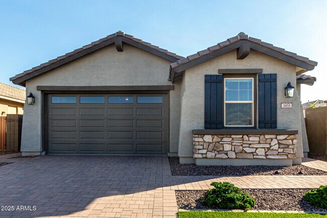 Building Photo - 3451 W Verde River Rd
