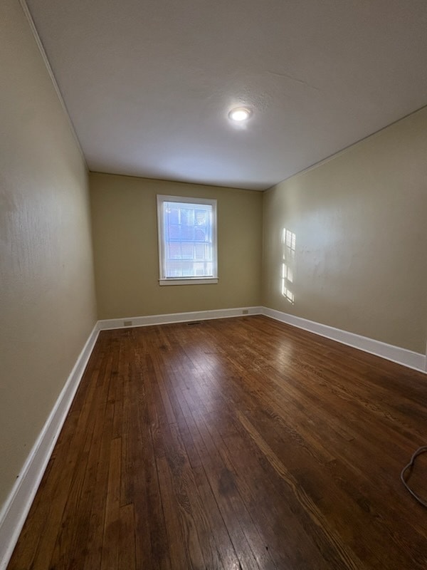 Building Photo - 703 Harrold Ave