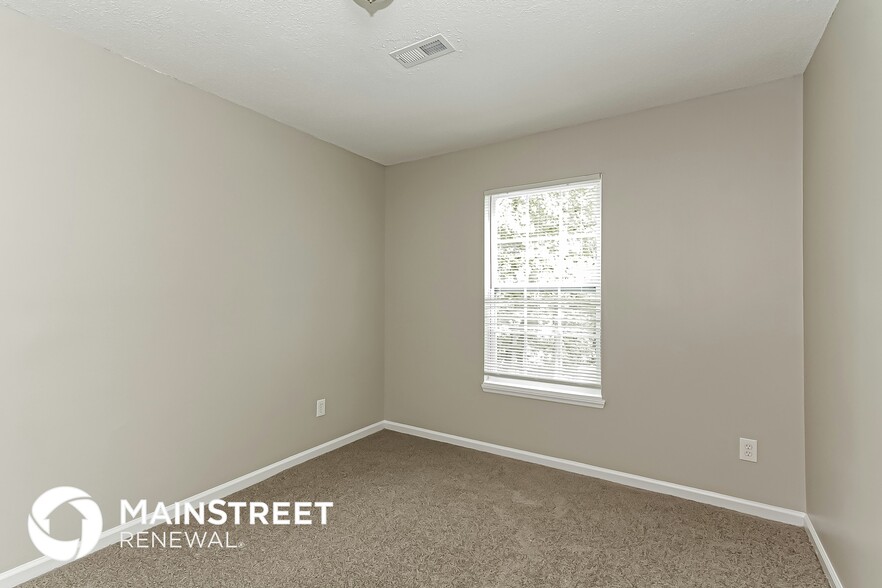 Building Photo - 5655 Leatherwood Ln