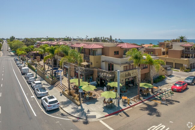 Building Photo - The Lofts at Moonlight Beach