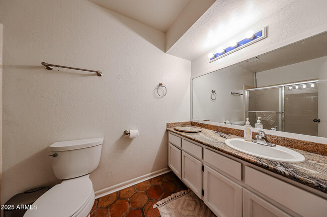 Building Photo - 8531 W Pinnacle Peak Rd