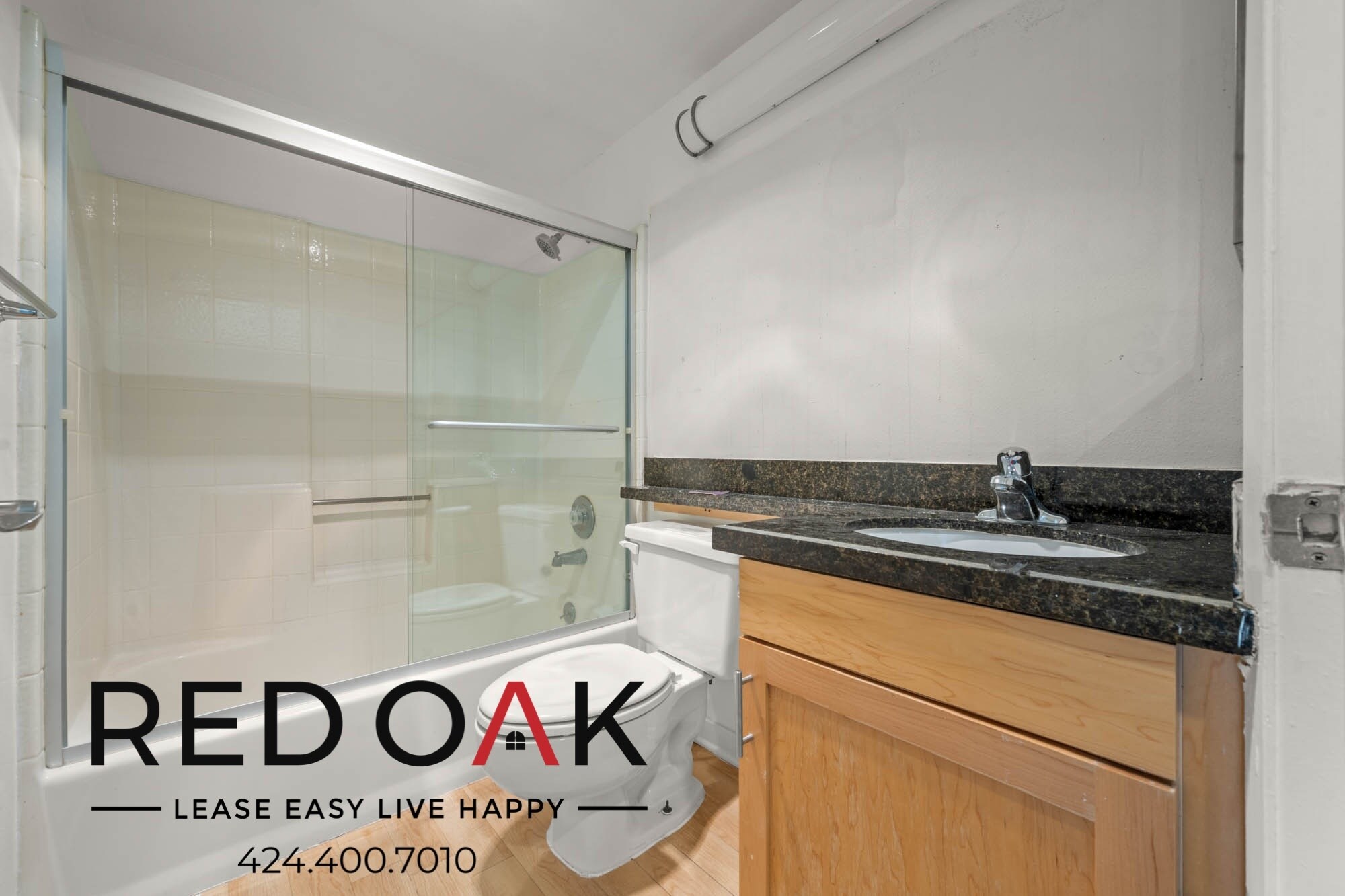 Building Photo - 939 Palm Ave