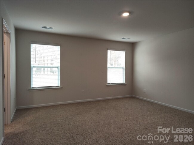 Building Photo - 2109 Allium Dr