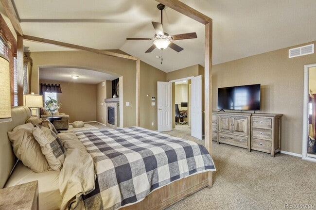 Building Photo - 21032 E Greenwood Pl