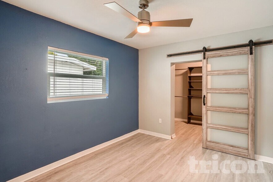 Building Photo - 2317 13th Ave SW