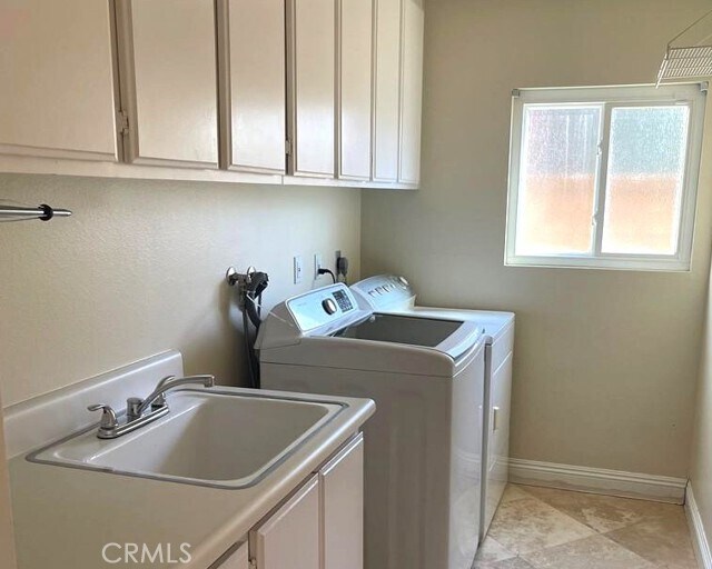 Building Photo - 28632 Silverton Dr