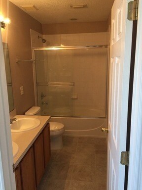 Building Photo - Avalon Park: 3 Bedroom, 2.5 Bath, 2 Car Garage Townhome