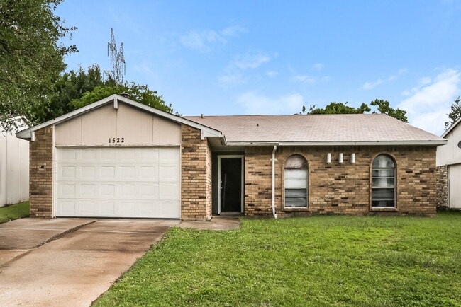 Building Photo - 1522 Independence Trail