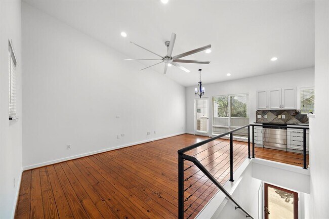 Building Photo - 5920 Fairdale Ln