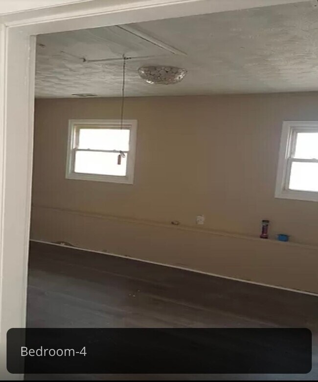 Building Photo - Welcome to this beautiful 5 bedroom home l...