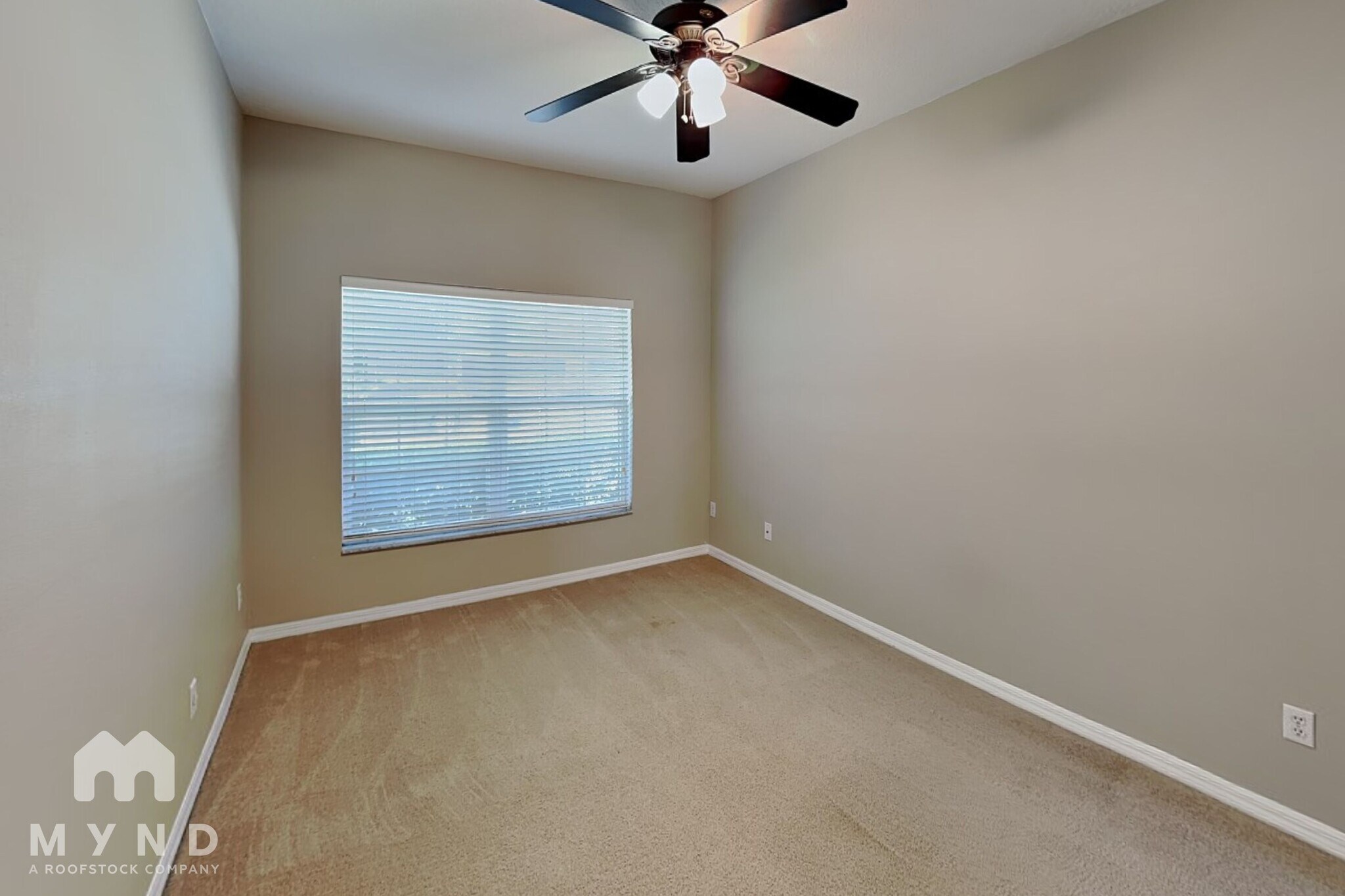 Building Photo - 1460 Travertine Terrace