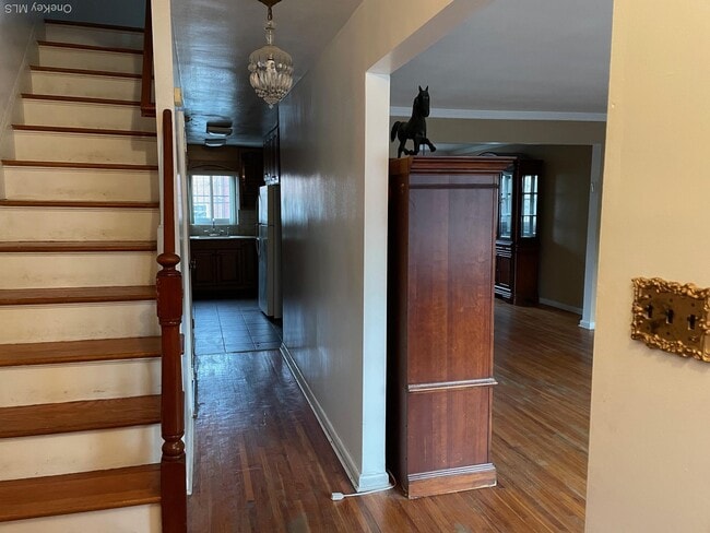 Building Photo - 147-27 76th Rd