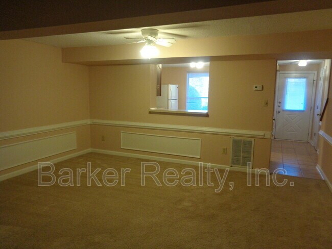 Building Photo - 1705 Murad Ct