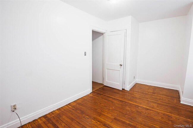 Building Photo - 109-40 175th St