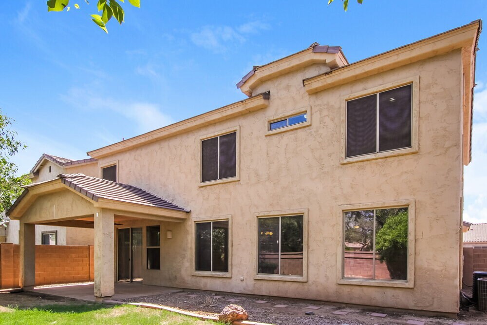 Building Photo - 2075 S Illinois Pl