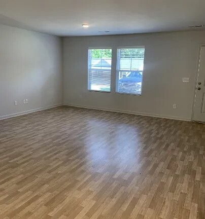 Building Photo - 3173 Misty Ridge Dr