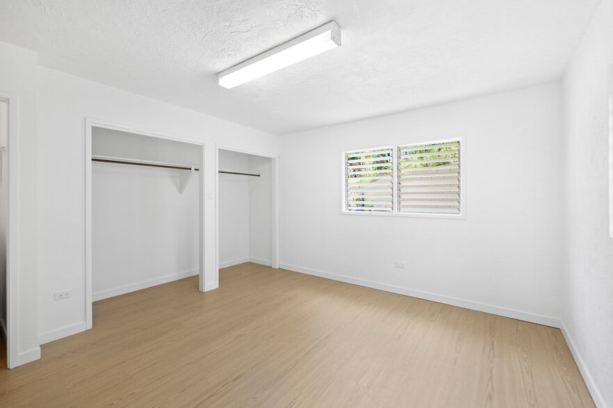 Additional unit great for multi-generational use attached to carport. - 45-162 Neepapa Pl