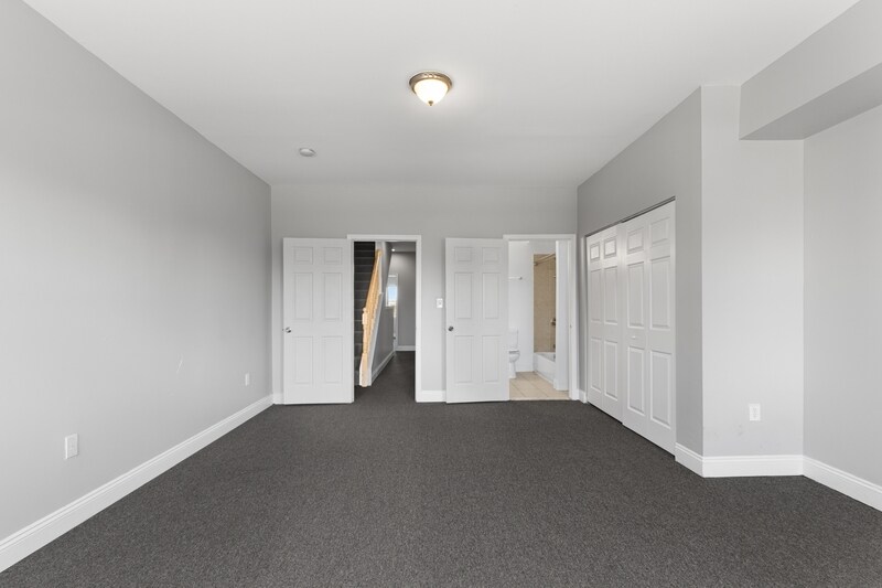 Building Photo - 1005 N Arlington Ave