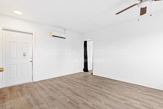 Building Photo - 2911 NW 132nd Terrace
