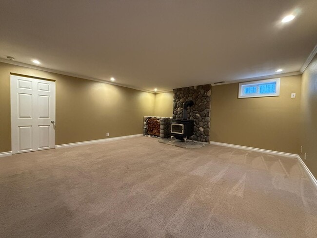 Building Photo - 11910 E 10th Ave